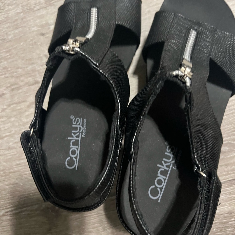 CROCS Inspired Kids Black Zipper Sandals